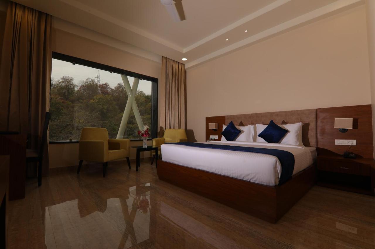 The Forest Hill Hotel Haridwār Extérieur photo