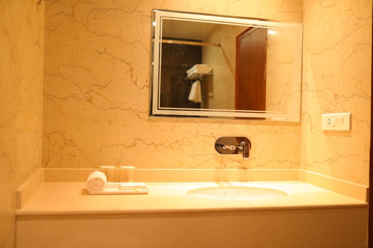 The Forest Hill Hotel Haridwār Extérieur photo