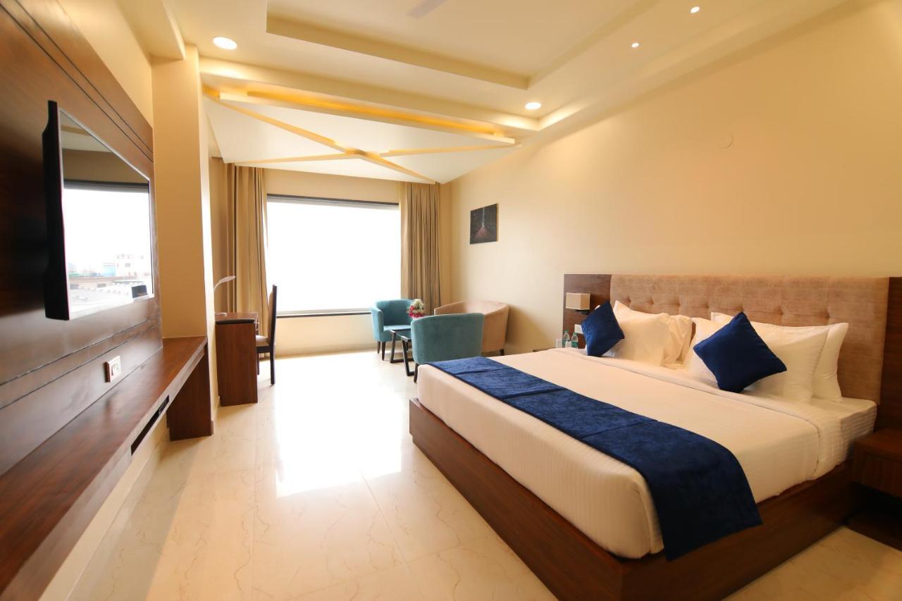 The Forest Hill Hotel Haridwār Extérieur photo
