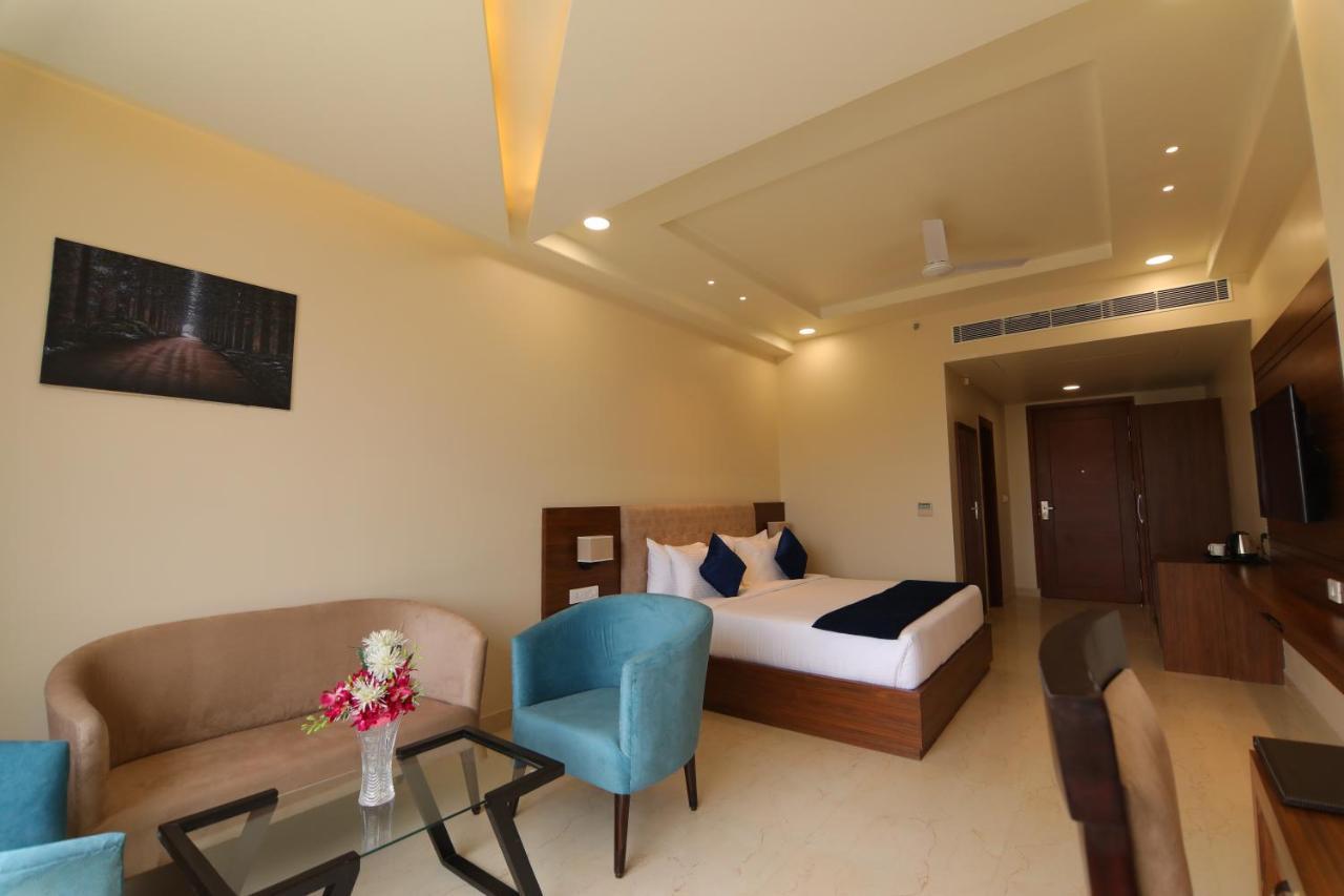 The Forest Hill Hotel Haridwār Extérieur photo