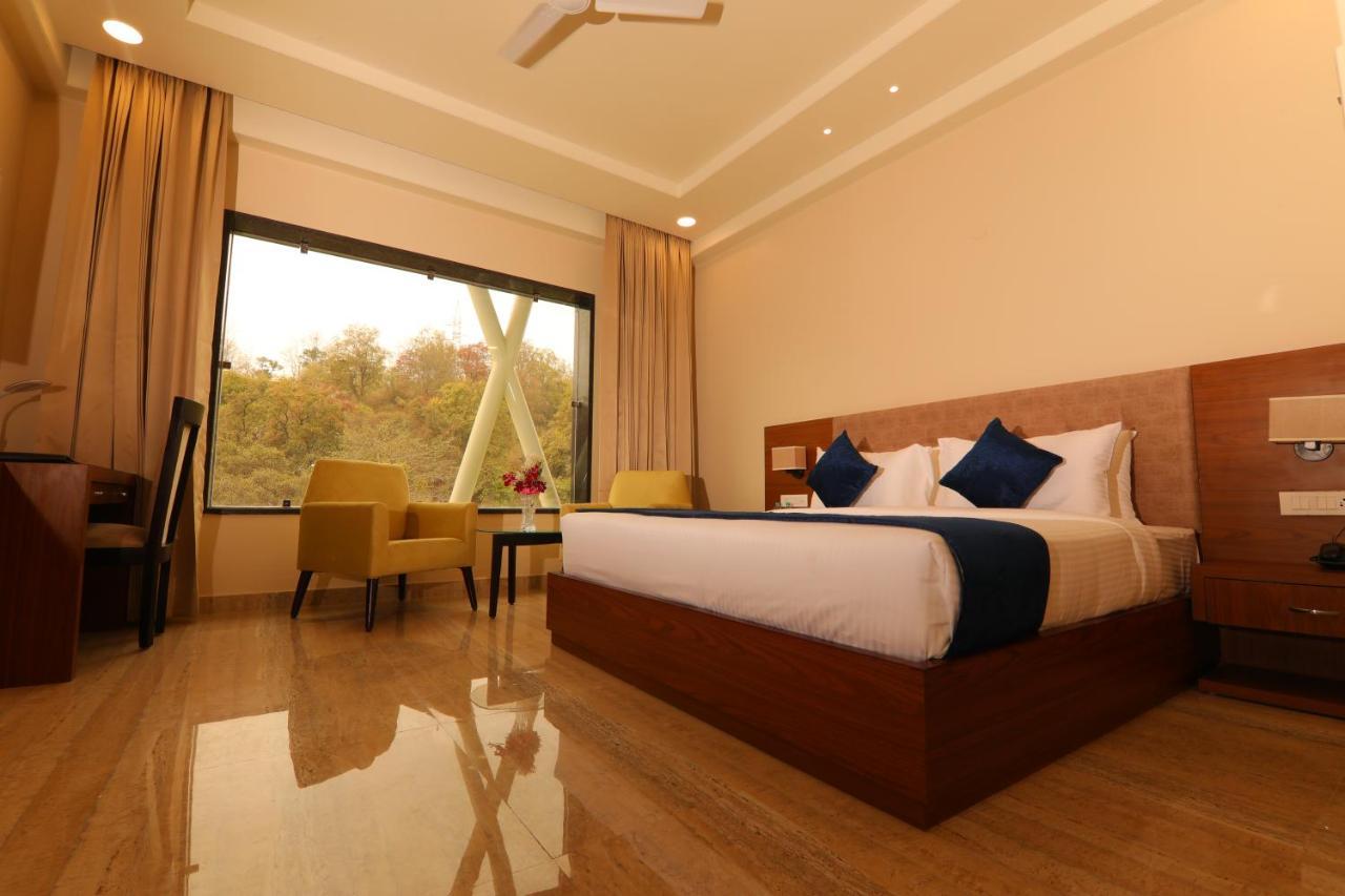 The Forest Hill Hotel Haridwār Extérieur photo