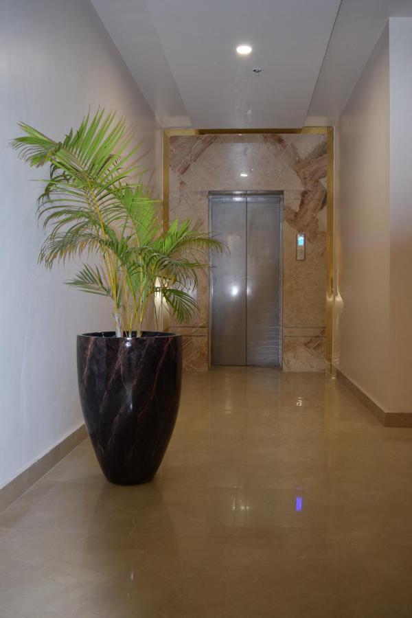 The Forest Hill Hotel Haridwār Extérieur photo