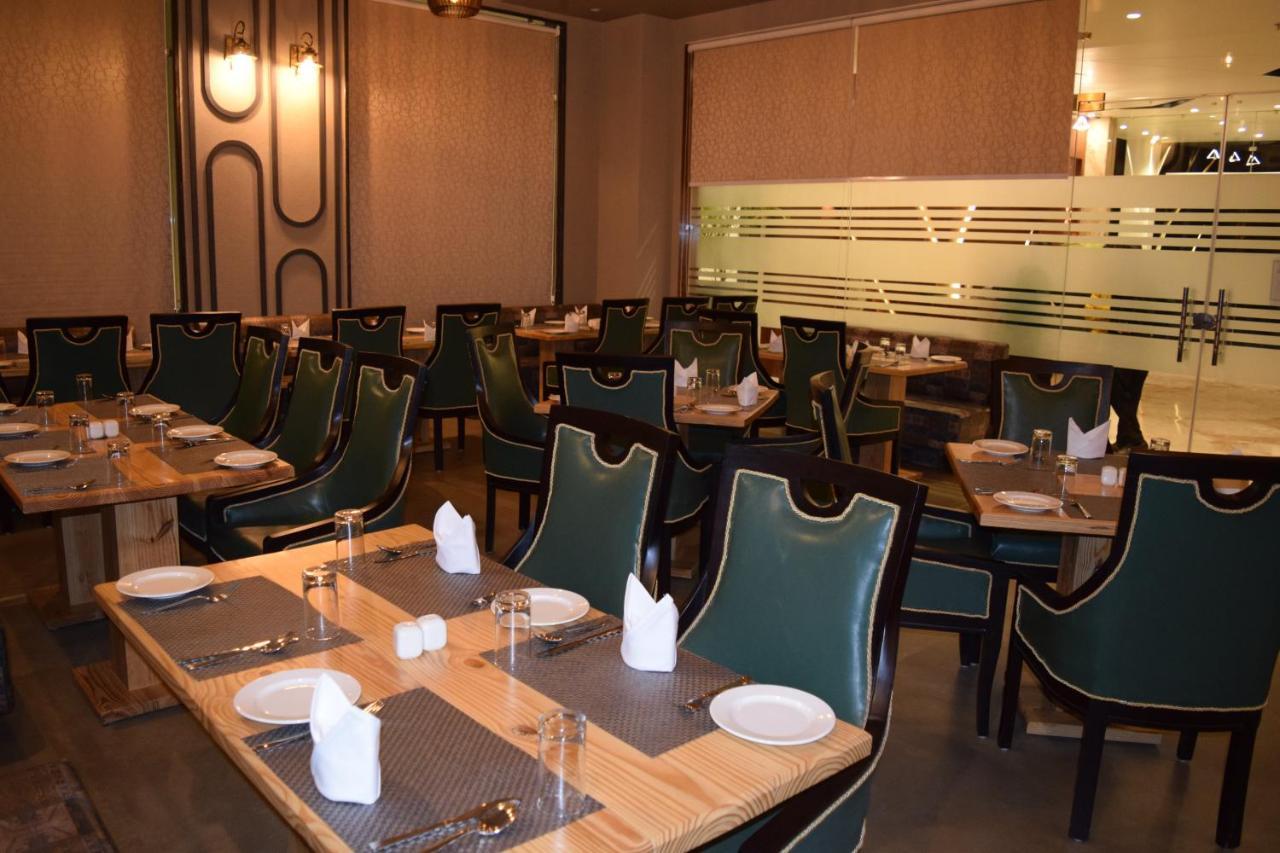 The Forest Hill Hotel Haridwār Extérieur photo